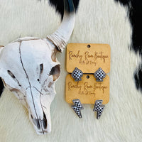 Western Checker Spade Stud Earrings – Bold Statement Jewelry